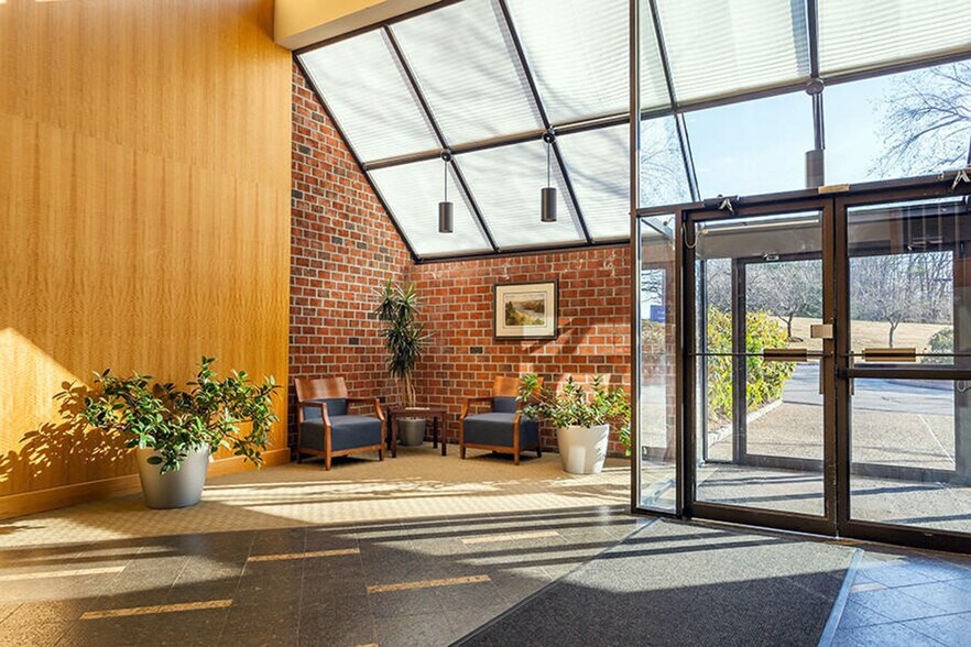 More Photos Of 67 Forest St, Marlborough Coworking Space
