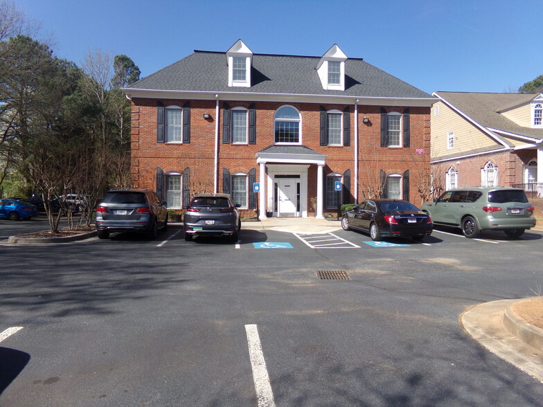 Primary Photo Of 1560 Warsaw Rd, Roswell Office For Lease