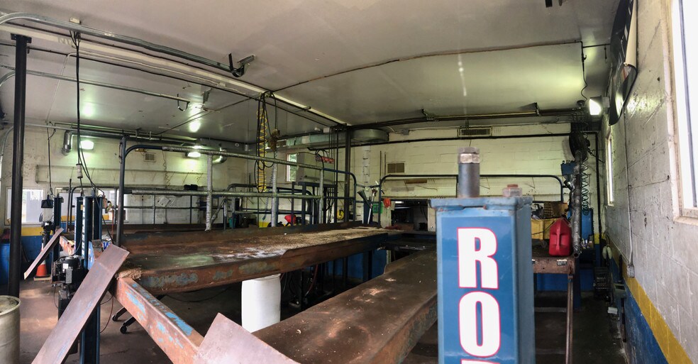 More Photos Of 5 Main St, Chester Auto Repair For Sale