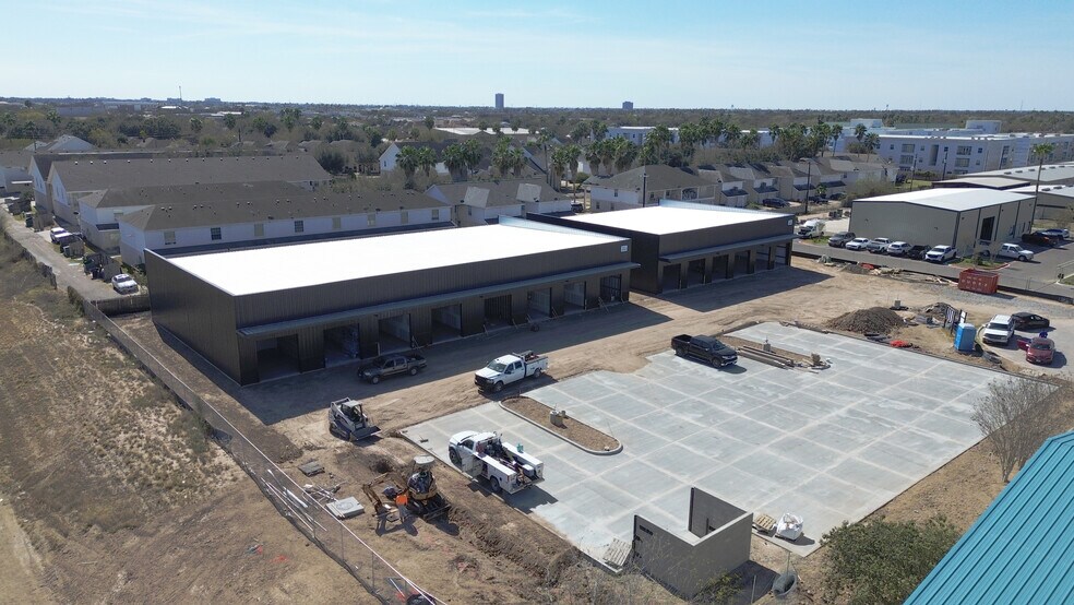 More Photos Of 1100 E Whitewing Ave, McAllen Light Distribution For Lease