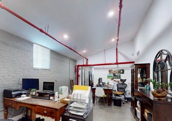 More Photos Of 170 E Jefferson Blvd, Los Angeles Warehouse For Sale