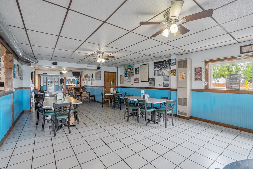 More Photos Of 356 King St, Fair Haven Marina For Sale