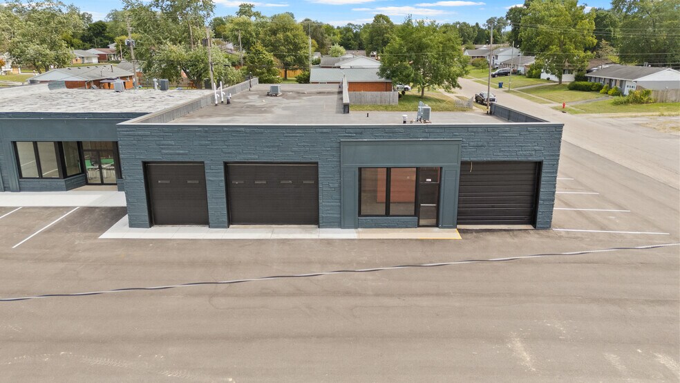 More Photos Of 6821-6847 Dayton Springfield Rd, Enon General Retail For Lease