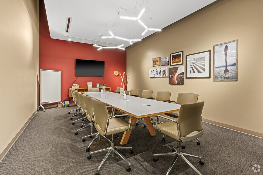 More Photos Of 3031 Tisch Way, San Jose Coworking Space