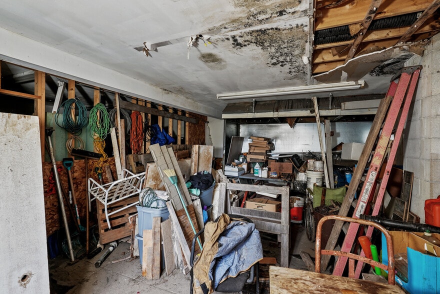 More Photos Of 45 Old Flat River, Coventry Manufacturing For Sale