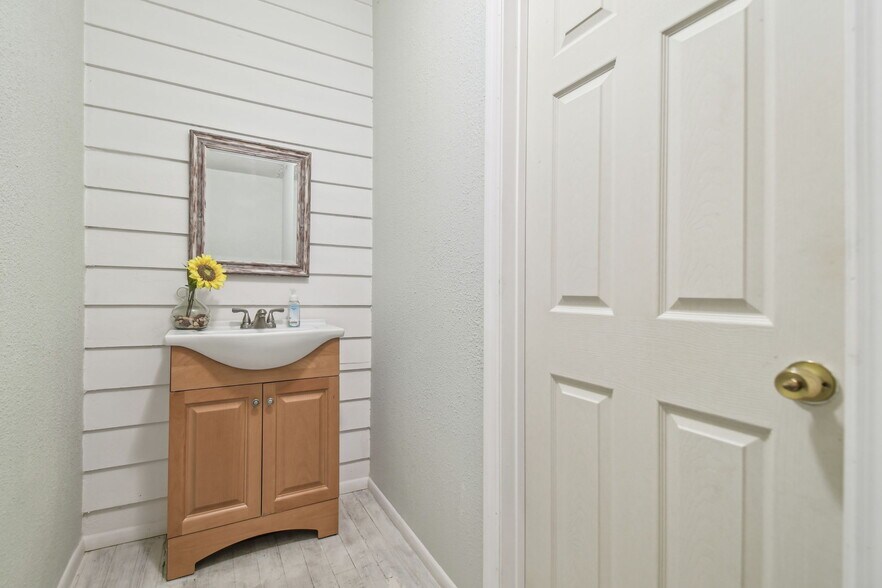 More Photos Of 304 S Westland Ave, Tampa Office Residential For Sale