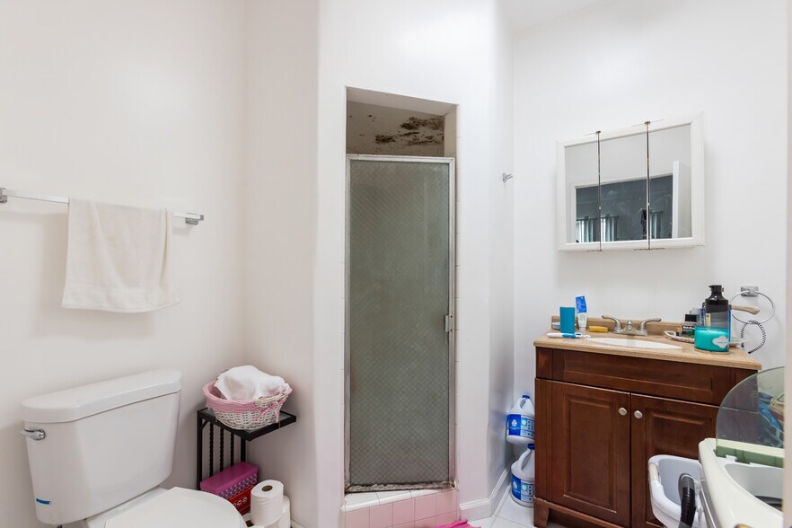 More Photos Of 406 S St Andrews Pl, Los Angeles Apartments For Sale