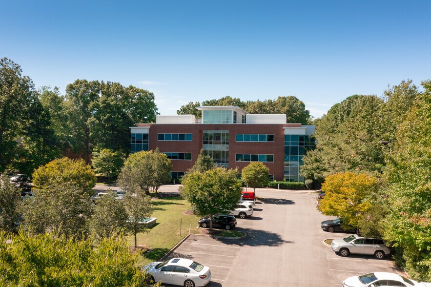 More Photos Of 11837 Rock Landing Dr, Newport News Office For Lease