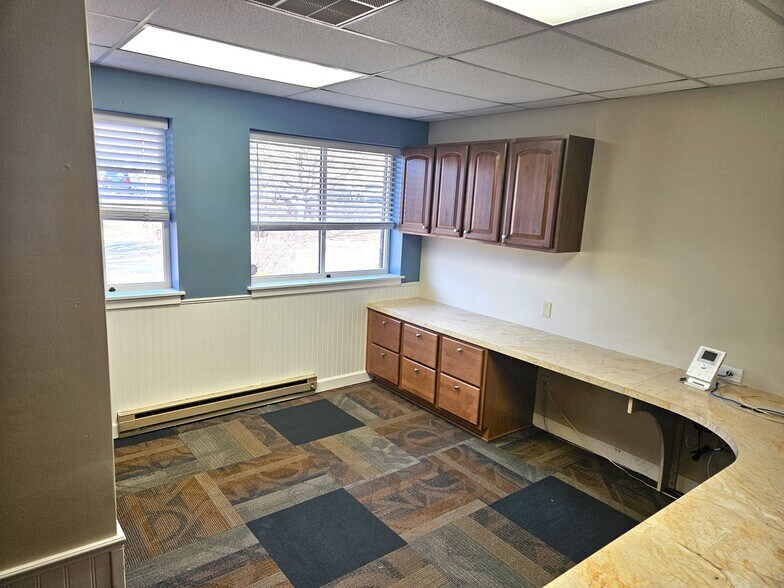 More Photos Of 893 S Matlack St, West Chester Flex For Lease