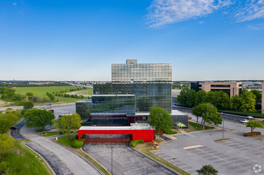 More Photos Of 4500 S Garnett Rd, Tulsa Office For Lease