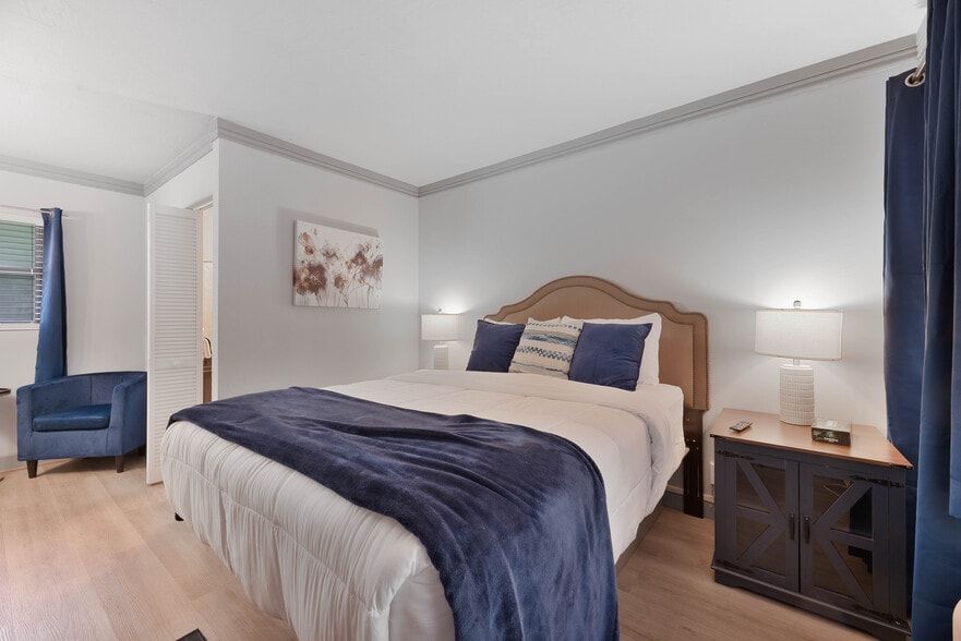 More Photos Of 4548 N State Route 89A, Sedona Hotel For Sale