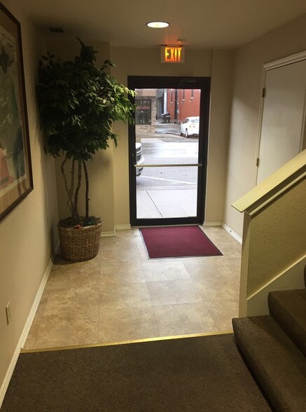 More Photos Of 1 S Main St, Temple Office For Lease