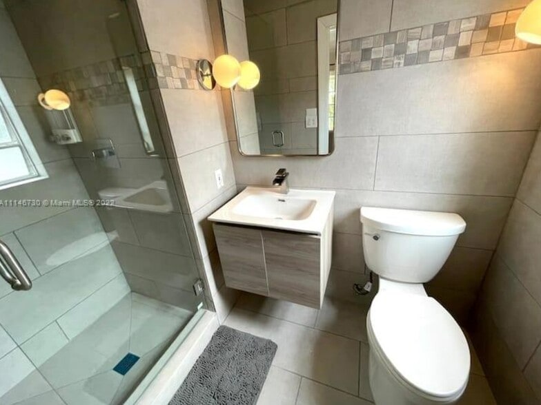 More Photos Of 1018 Jefferson Ave, Miami Beach Hospitality For Sale