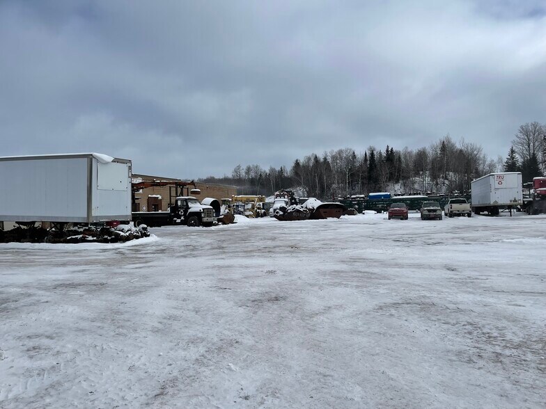 More Photos Of 100 Axle Dr, Caspian Service For Sale
