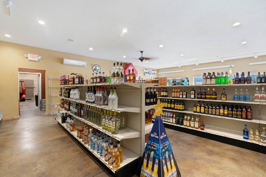 More Photos Of 54 Thomson Rd, Esko General Retail For Sale