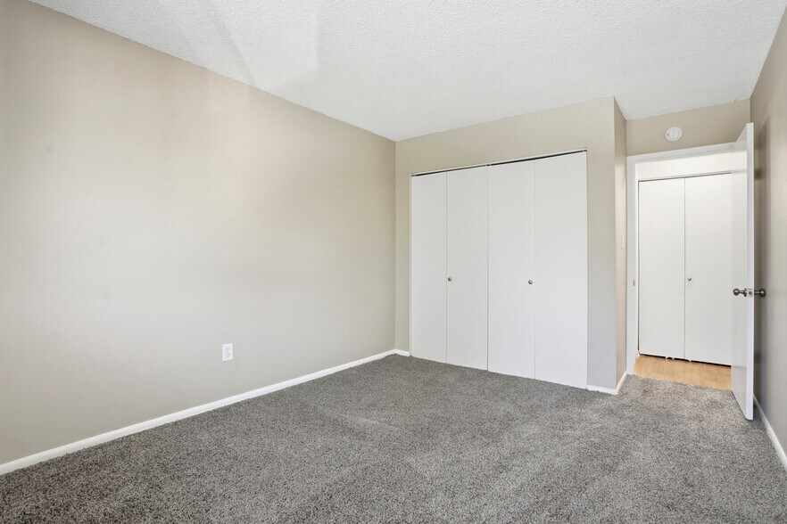 More Photos Of 10635 W 7th Ave, Lakewood Apartments For Sale