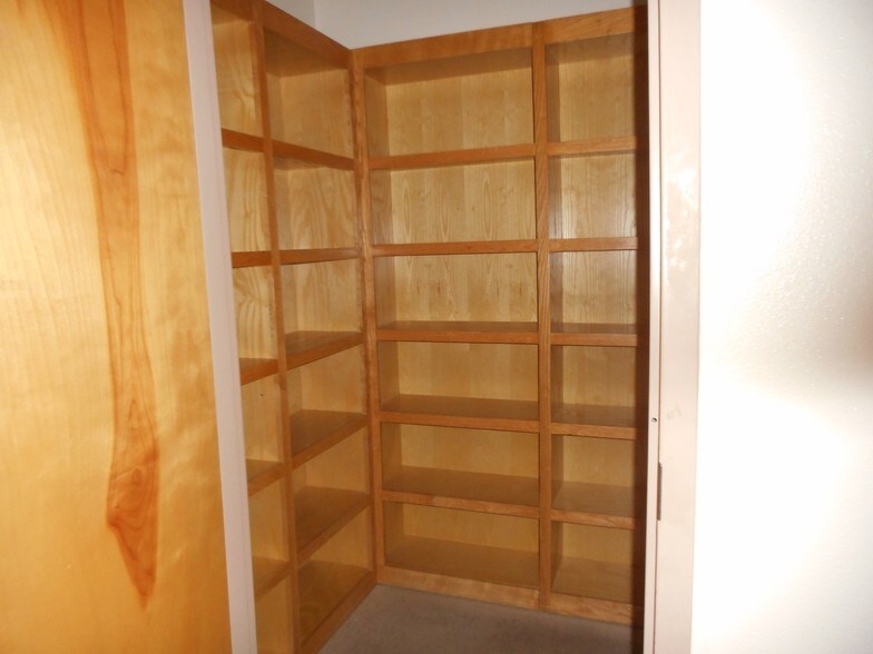 More Photos Of 864 Central Blvd, Brownsville Medical For Sale