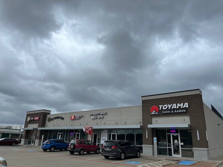 More Photos Of 1435 FM 1463 Rd, Katy Showroom For Sale