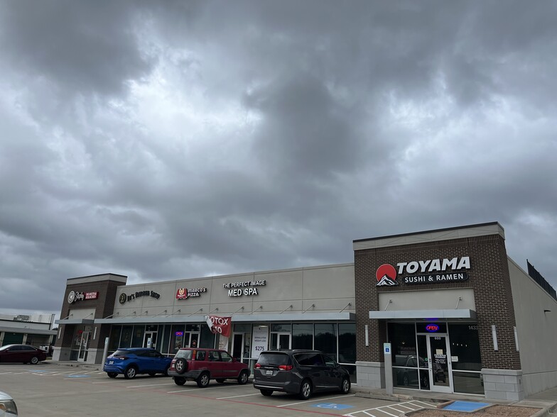 More Photos Of 1435 FM 1463 Rd, Katy Showroom For Sale