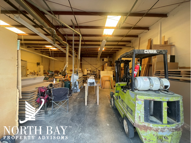 More Photos Of 311 W 9th St, Santa Rosa Warehouse For Sale