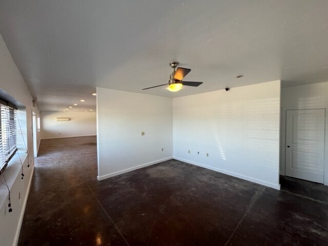 More Photos Of 6355 Boucher Dr, Edmond Showroom For Lease