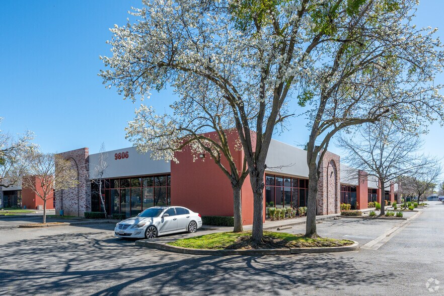 Primary Photo Of 9806 Old Winery Pl, Sacramento Research And Development For Lease