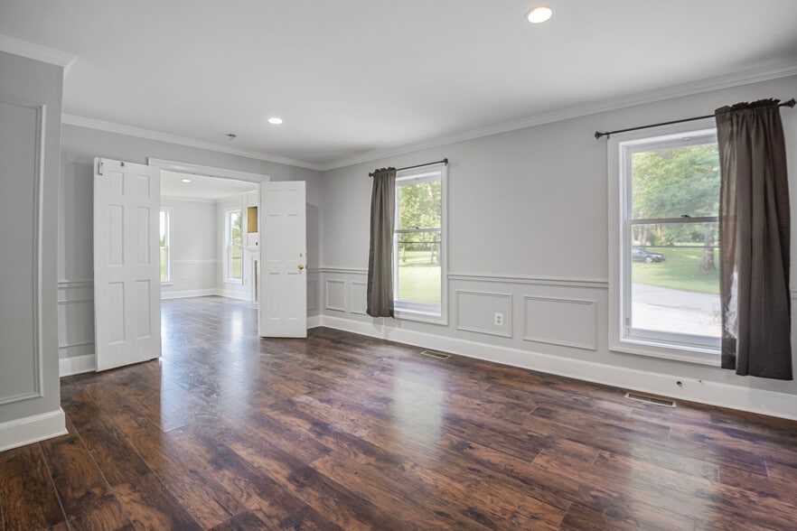 More Photos Of 5716 Dun Horse Ln, Derwood Religious Facility For Sale