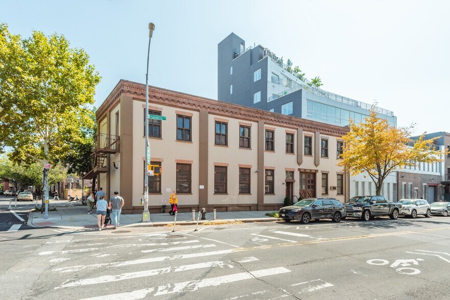More Photos Of 54 Franklin St, Brooklyn Apartments For Sale