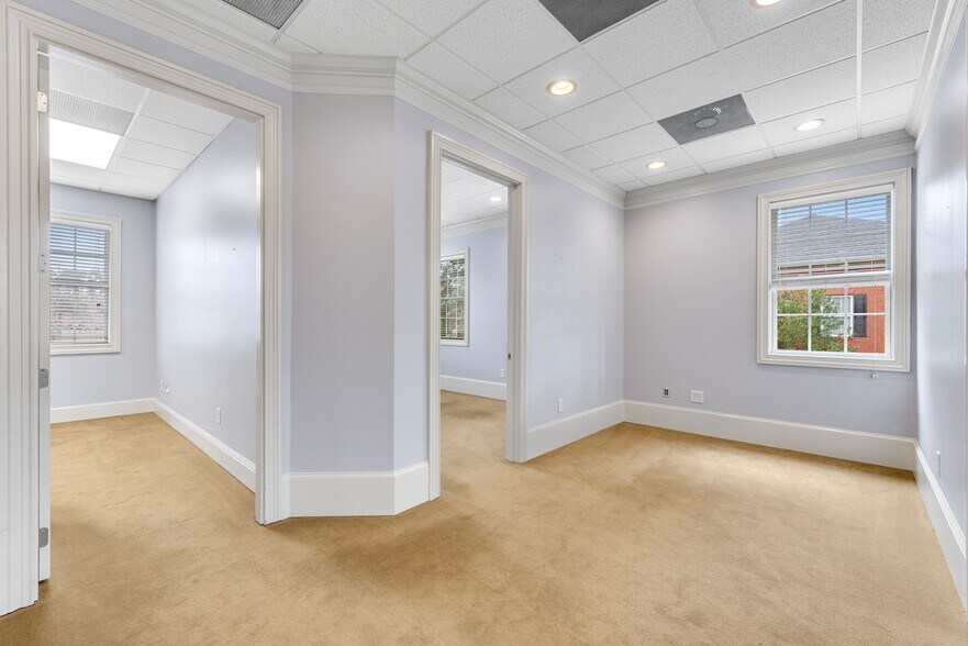 More Photos Of 3475 Dallas Hwy, Marietta Office For Lease