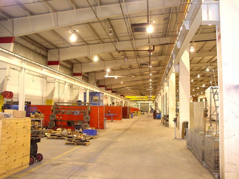 More Photos Of 1200 N Maitlen Dr, Cushing Manufacturing For Lease