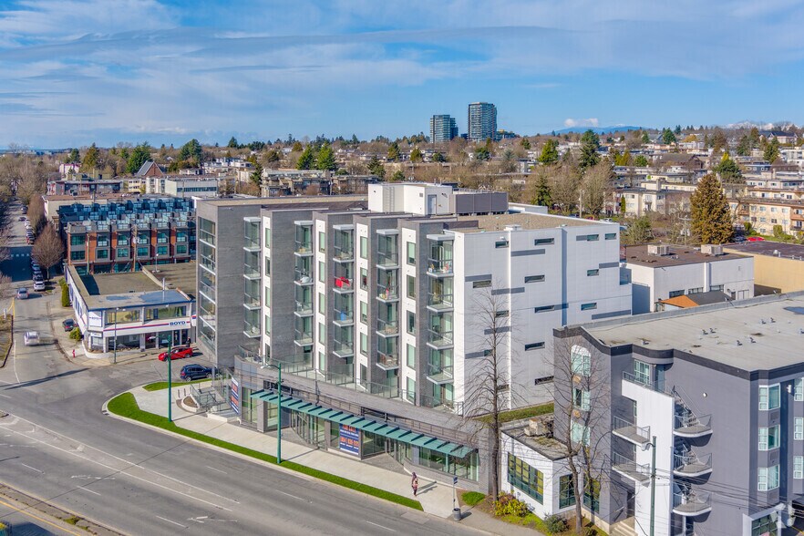 More Photos Of 8888 Osler St, Vancouver Apartments For Sale