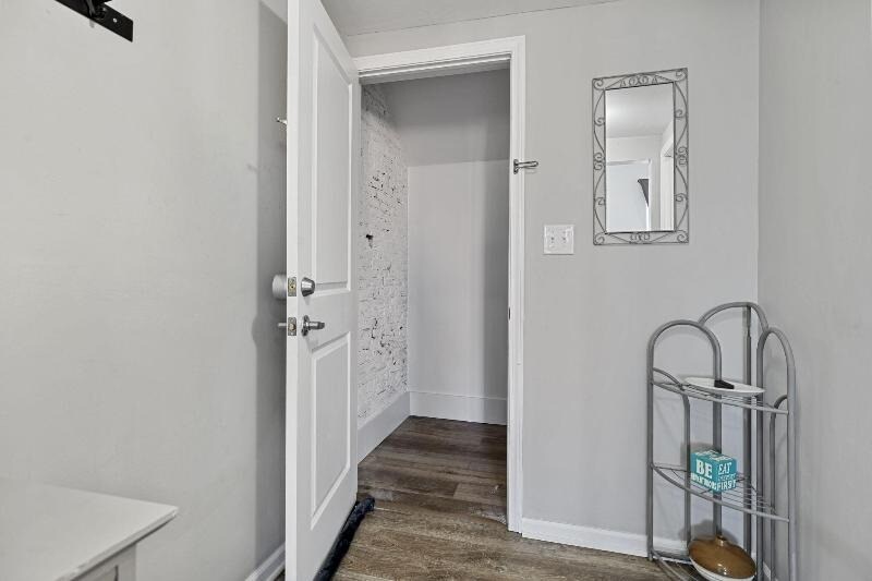 More Photos Of 105 E Main St, Niles Storefront For Sale