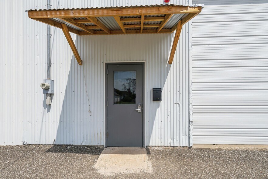 More Photos Of 14 North St, Oneonta Self Storage For Sale