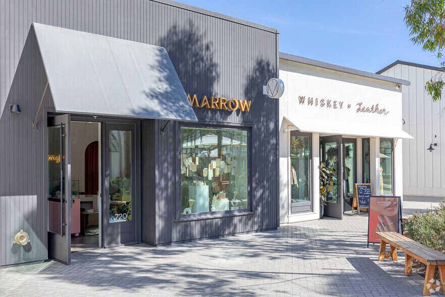 More Photos Of El Camino Real @ Del Mar Heights Road @ Del Mar Heights Road, San Diego Unknown For Lease