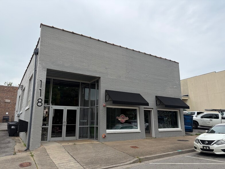 More Photos Of 118 W Vine St, Murfreesboro Freestanding For Sale
