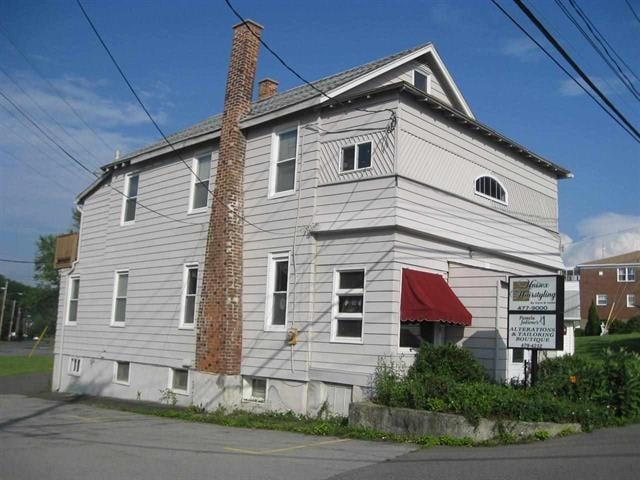 More Photos Of 203 Columbia Tpke, Rensselaer Storefront Retail Residential For Lease