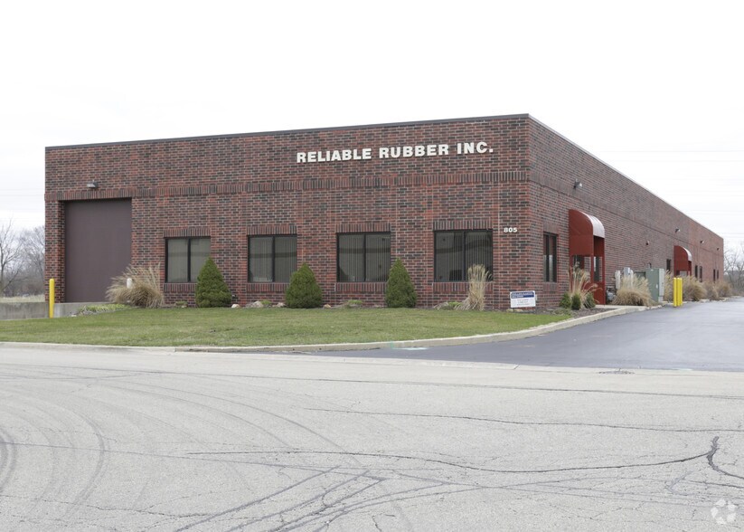 More Photos Of 805 Forestwood Dr, Romeoville Warehouse For Lease