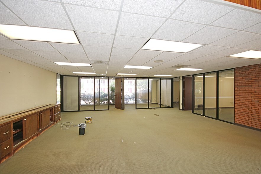 More Photos Of 1444 Watson Blvd, Warner Robins Office For Lease