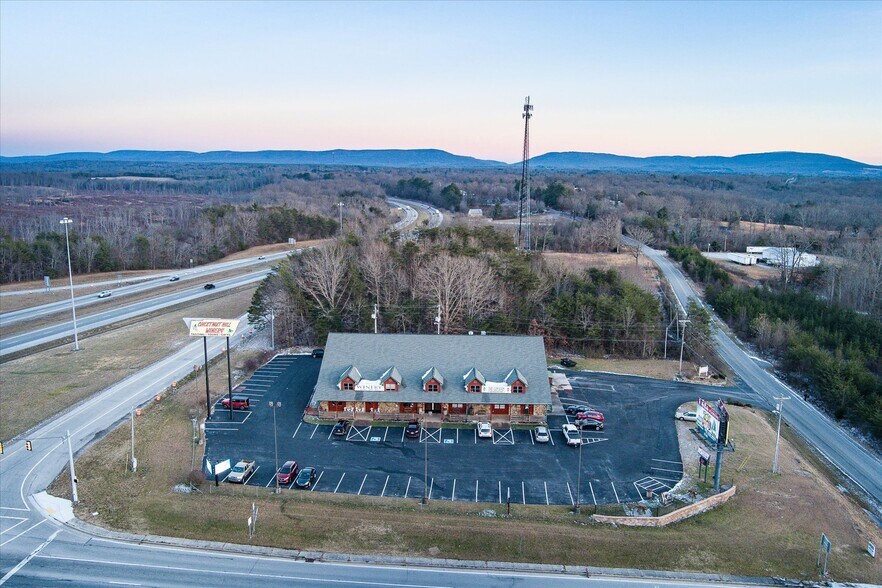 More Photos Of 78 Chestnut Hill Rd, Crossville Freestanding For Sale