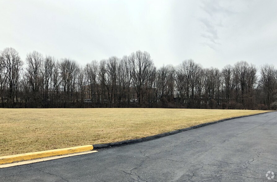 More Photos Of 9600 Lottsford Ct, Upper Marlboro Land For Lease