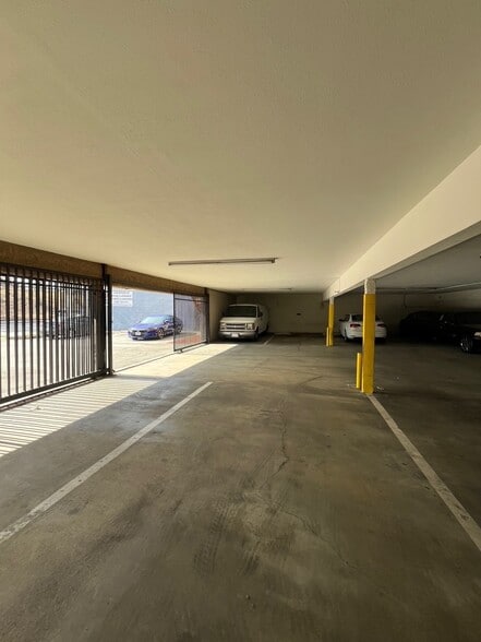 More Photos Of 207-209 E Pomona Blvd, Monterey Park Office For Lease