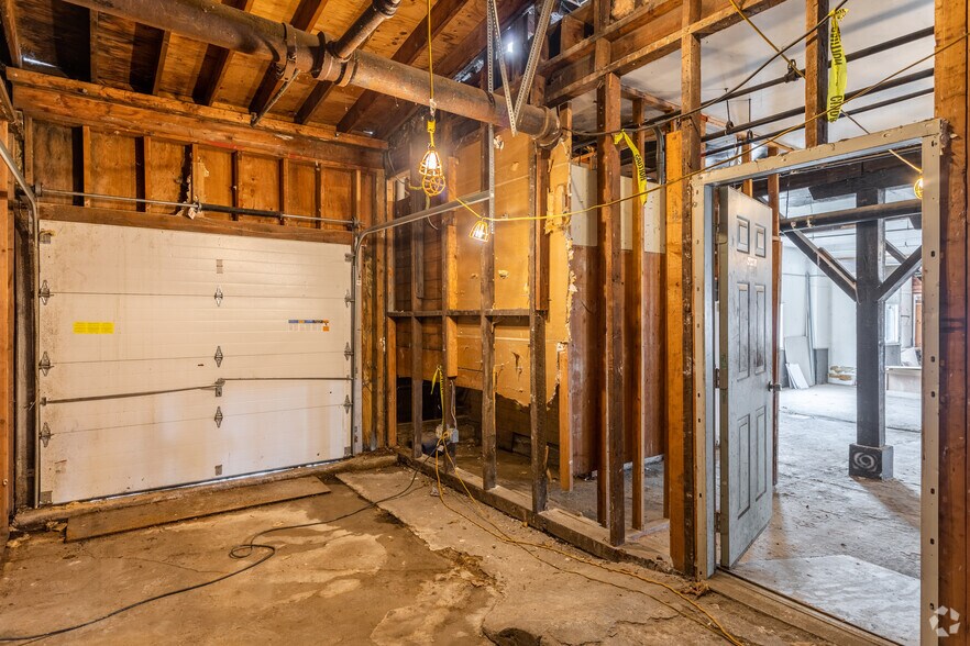 More Photos Of 126 N James St, Peekskill Warehouse For Sale