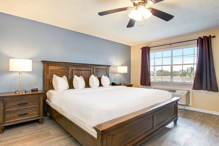 More Photos Of 3220 S Fiske Blvd, Rockledge Hotel For Sale