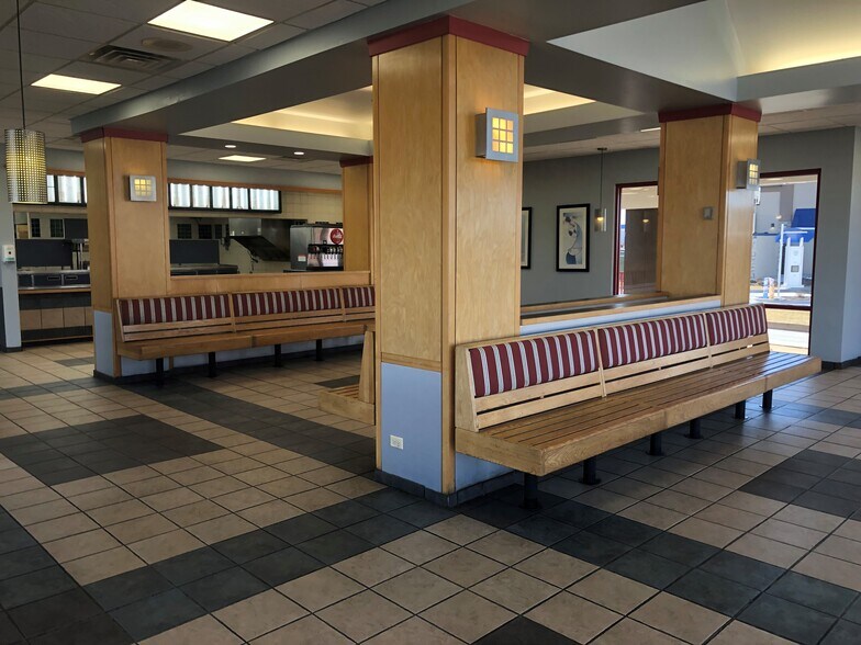 More Photos Of 6300 Lakeside Rd, Plano Fast Food For Lease