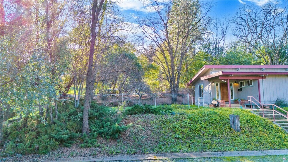 More Photos Of 304 CA-4, Murphys Office Residential For Sale