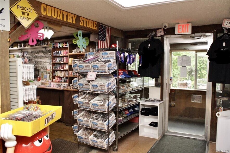 More Photos Of 3333 Lockport Olcott Rd, Newfane Restaurant For Sale