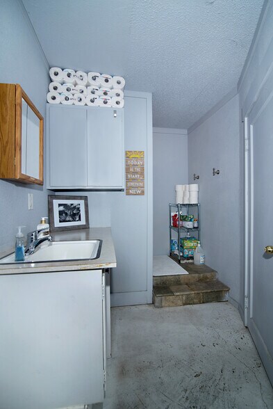 More Photos Of 503 N Railroad Ave, Ellensburg Office Residential For Sale