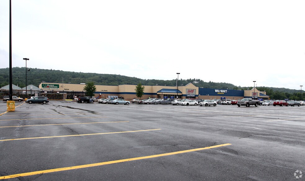 More Photos Of 350-352 Palmer Rd, Ware Unknown For Lease