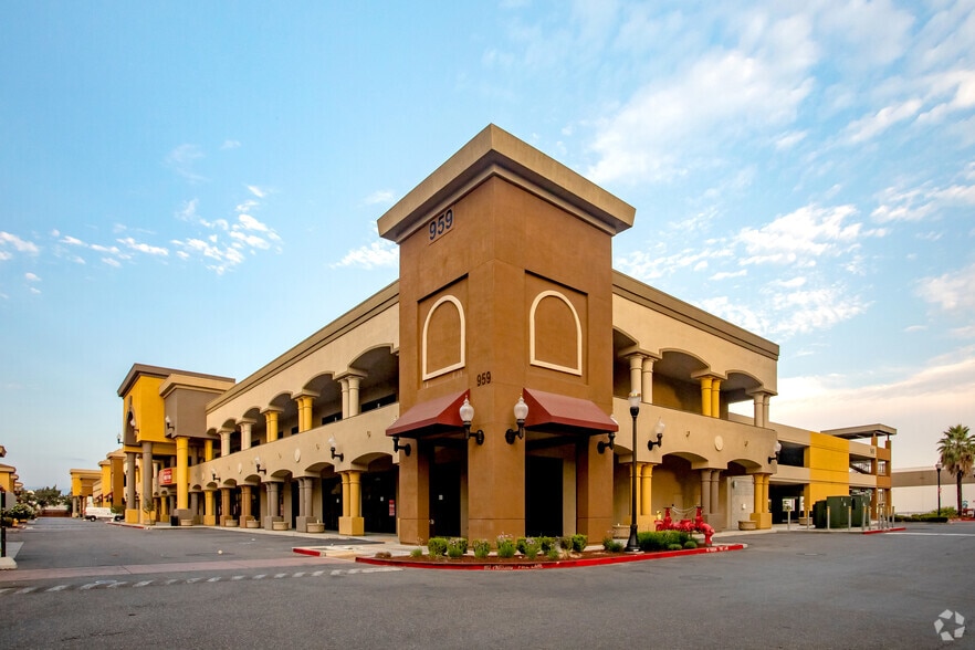 More Photos Of 919 Story Rd, San Jose Storefront For Sale