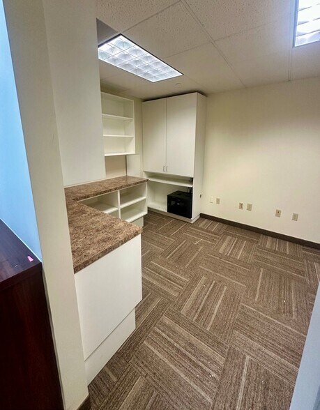 More Photos Of 10611 N Hayden Rd, Scottsdale Medical For Lease